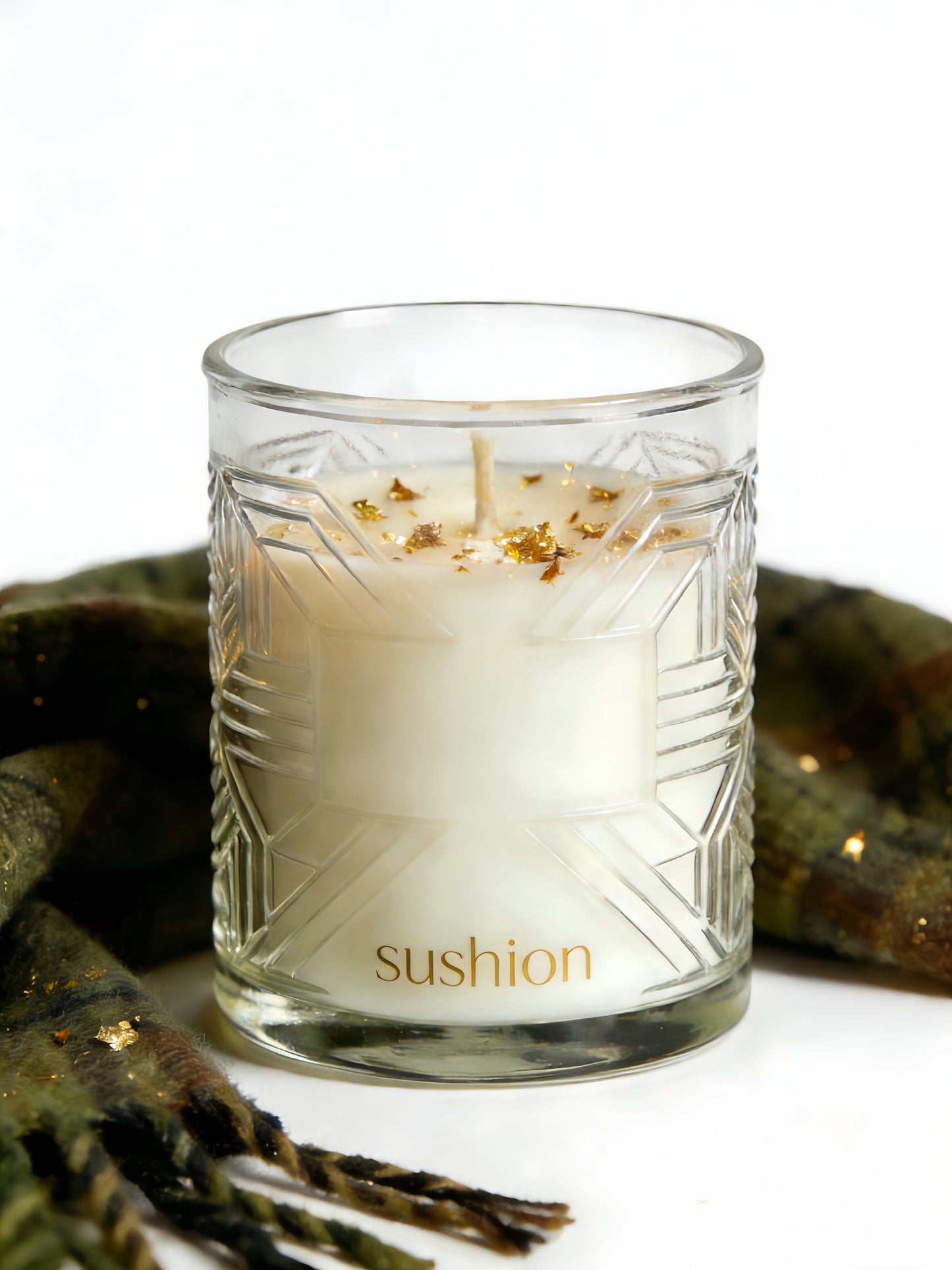 Fir & Amber Embossed Glass Candle with 24K Gold Flakes